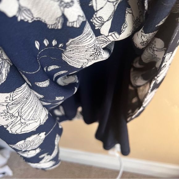 B Collection by Bobeau Black Floral‎ Double V Dress Womens Plus Size 3X Career - Picture 4 of 7